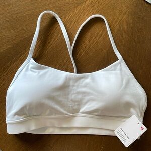 Lululemon Flow Y Sportsbra Nulu Size 8 NEW